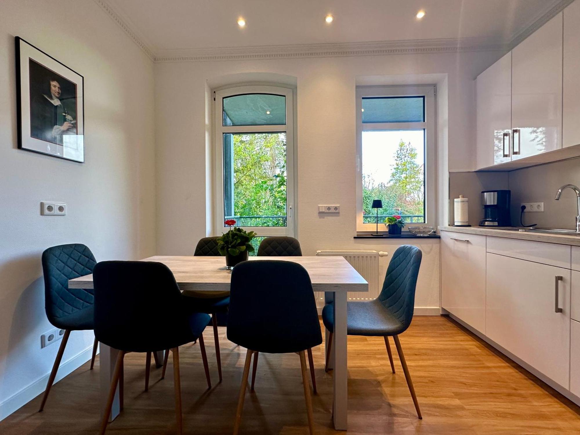 Apartment In Bad Wilhelmshoehe Mit Grossem Balkon Im Gruenen Und Kostenfreien Parkplaetzen Касел Екстериор снимка