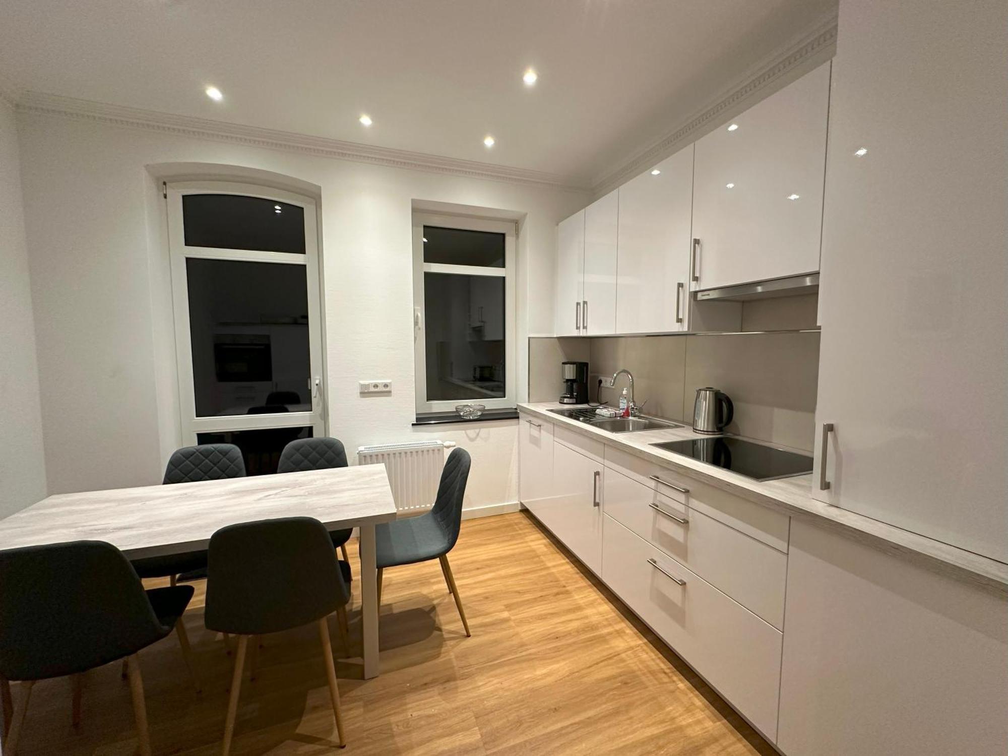 Apartment In Bad Wilhelmshoehe Mit Grossem Balkon Im Gruenen Und Kostenfreien Parkplaetzen Касел Екстериор снимка